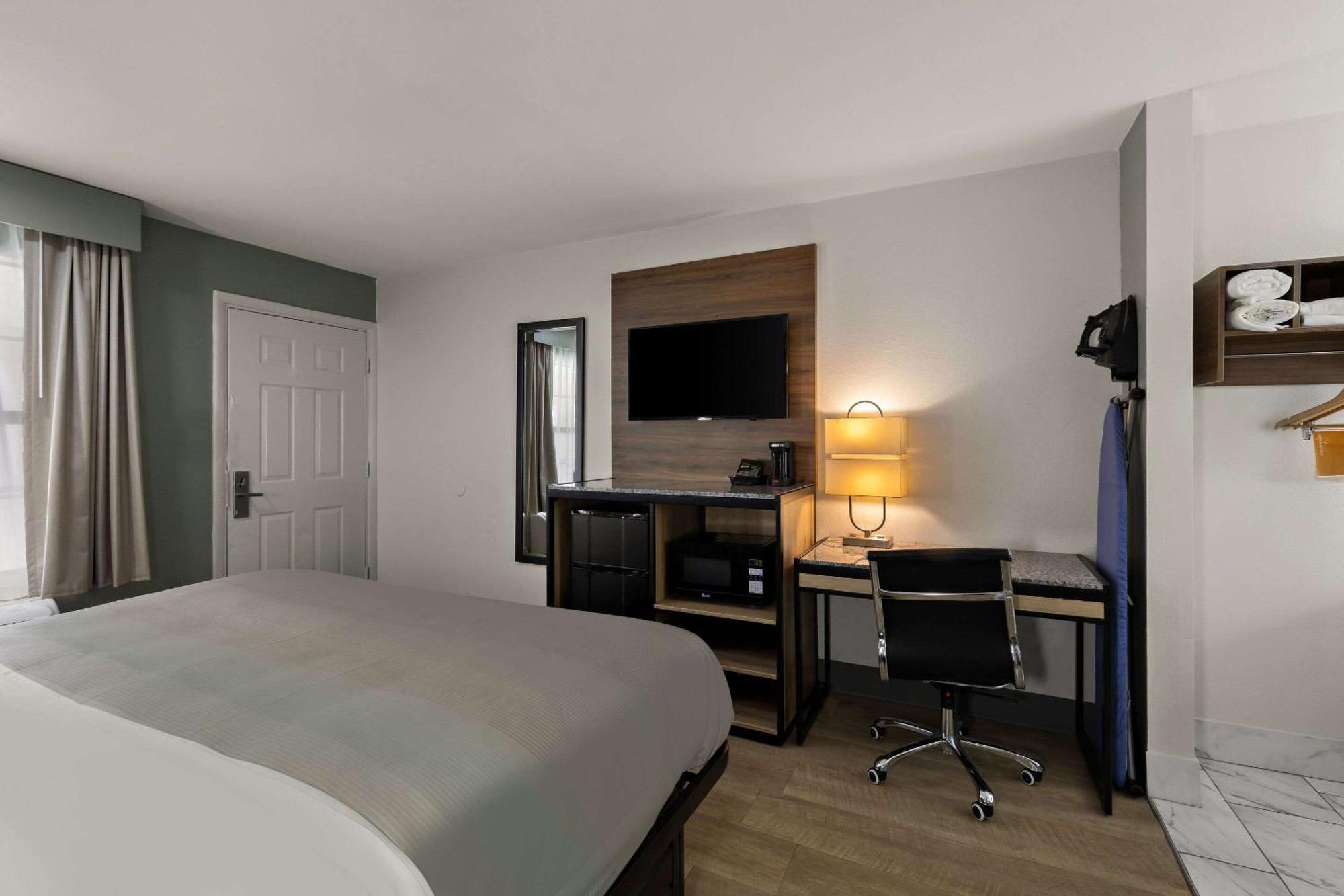 Quality Inn Monroe Eksteriør bilde